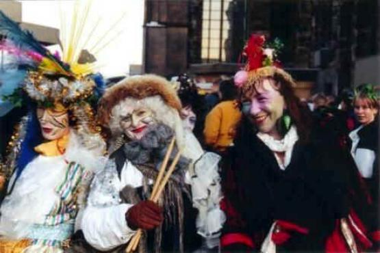 Bild Nr. 23098 - 63 mal gesehen